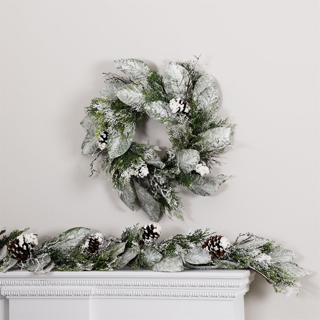 Cedar and Magnolia Leaf Wreath 22"D