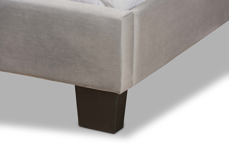 Baxton Studio Benjen Modern and Contemporary Glam Grey Velvet Fabric Upholstered Full Size Panel Bed
