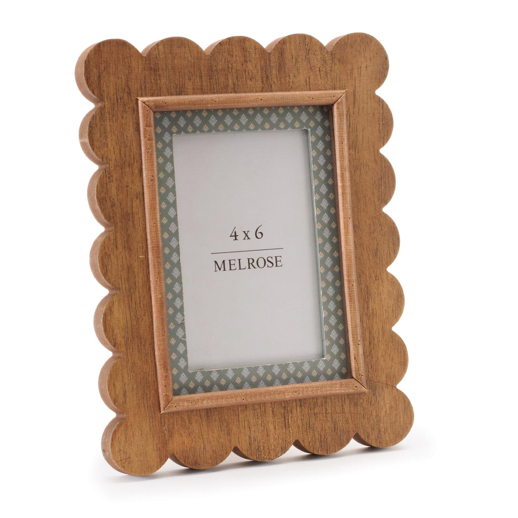 Scalloped Wood 4x6 Photo Frame 10"H