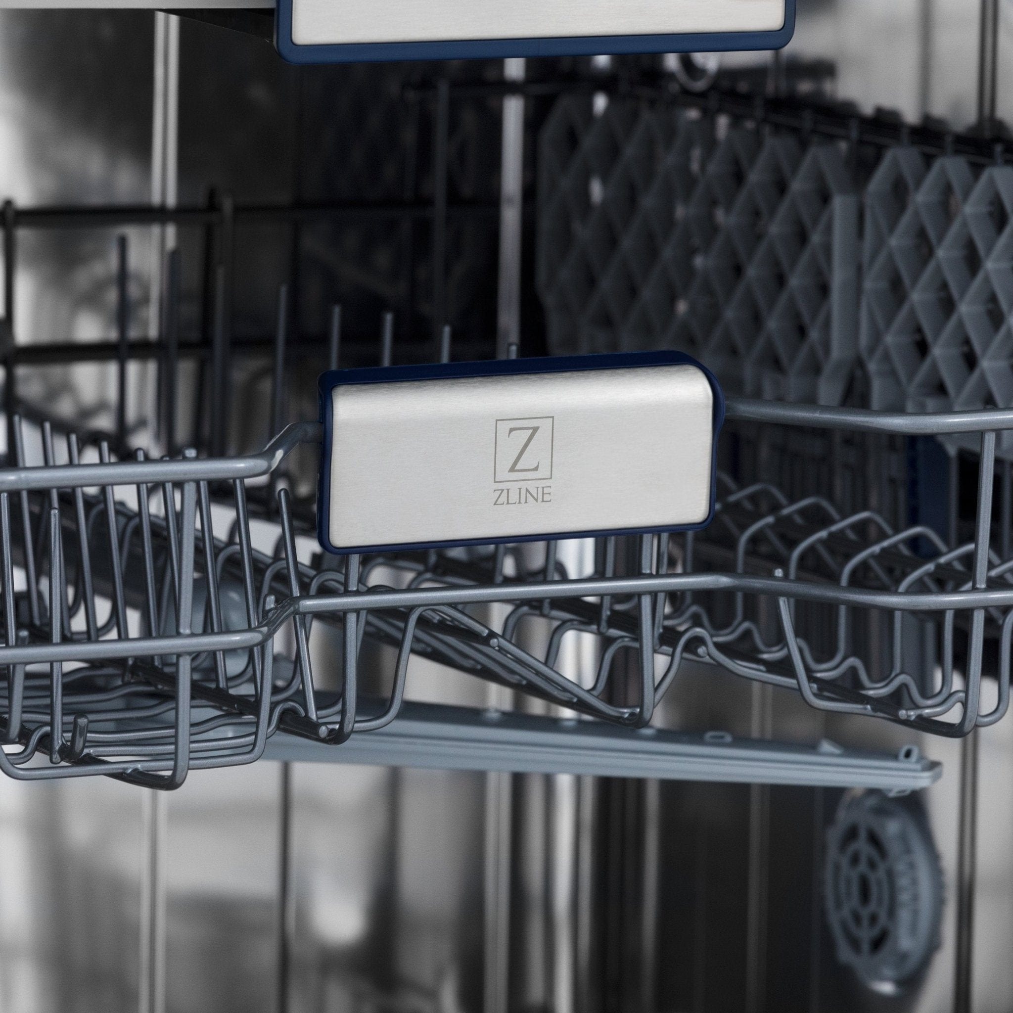 24" Dishwasher with White Matt panel, Stainless Tub, DWV-WM-24