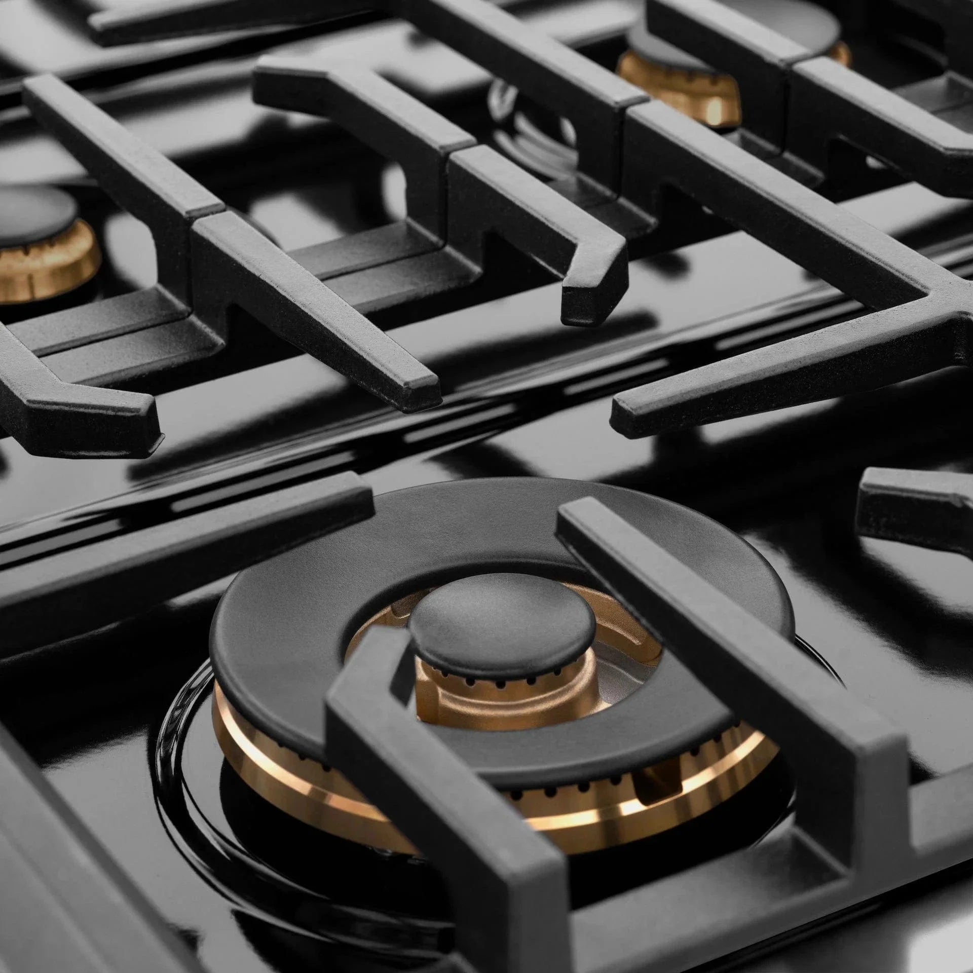 ZLINE 48" Paramount Gas Rangetop Black Stainless Steel Brass Burners SRTB-BR-48