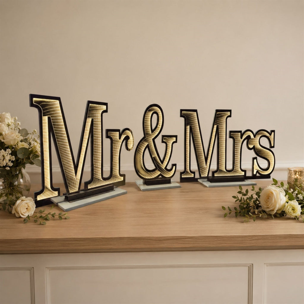 Mr and Mrs Ekkolight 22.5"H