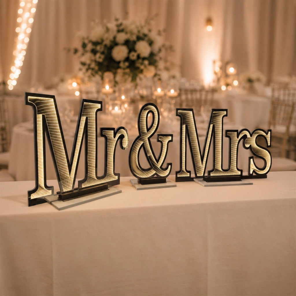 Mr and Mrs Ekkolight 22.5"H