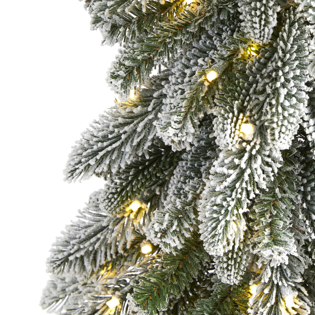 5.5' Flocked Washington Alpine Christmas Artificial Tree w 150 White Warm LED