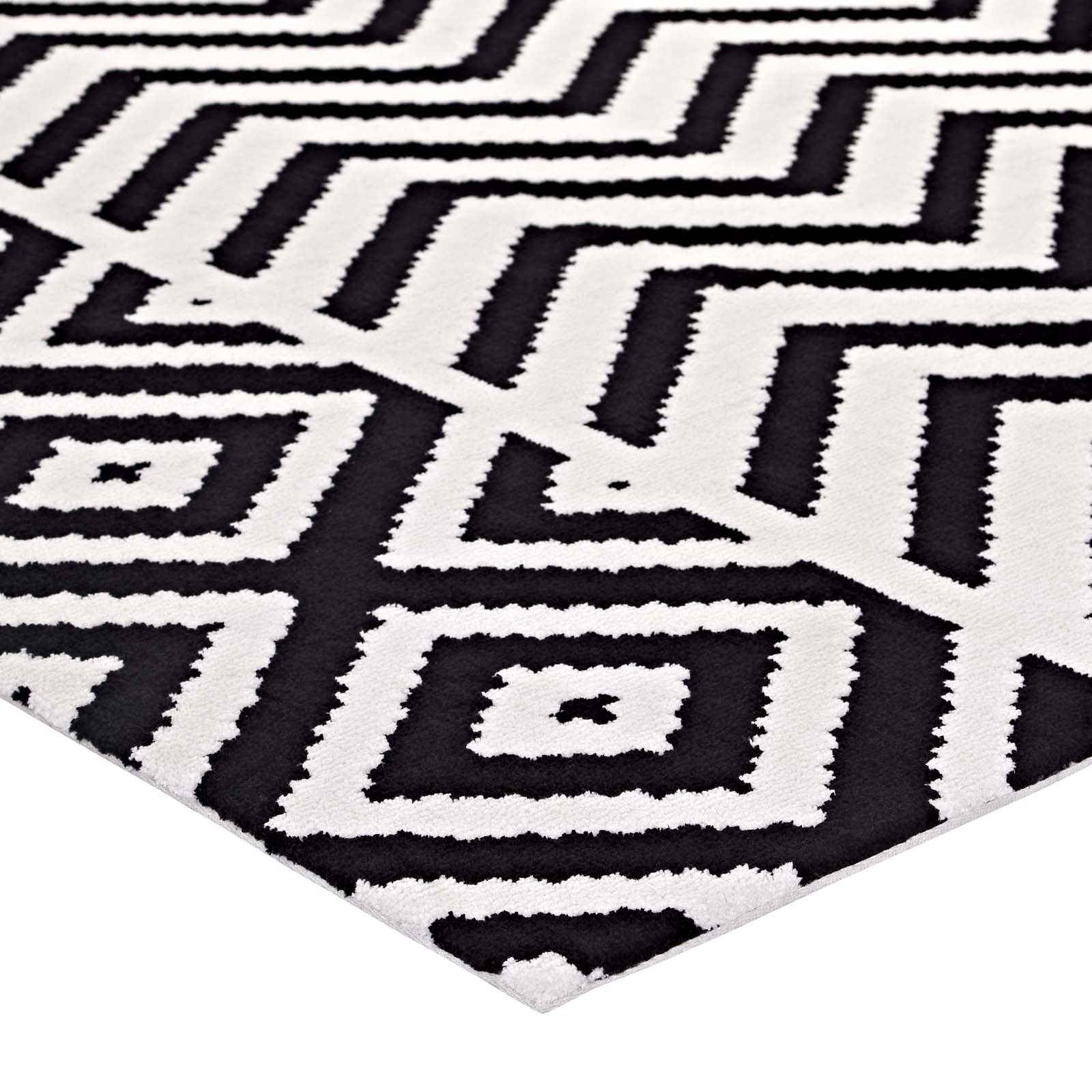 Ailani Geometric Chevron / Diamond 8x10 Area Rug by Modway
