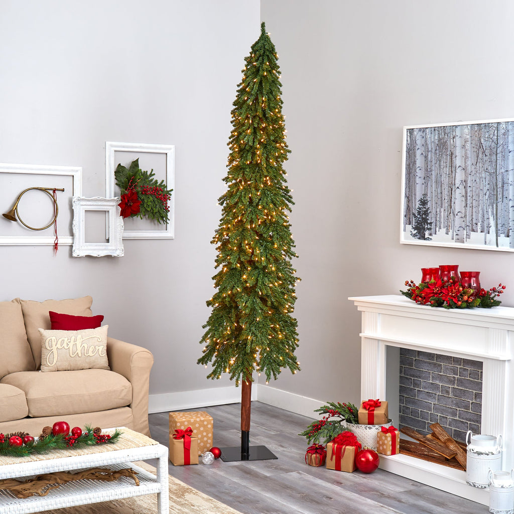 9' Gr& Alpine Artificial Christmas Tree w/ 600 Clear Lights & 1183 Bendable
