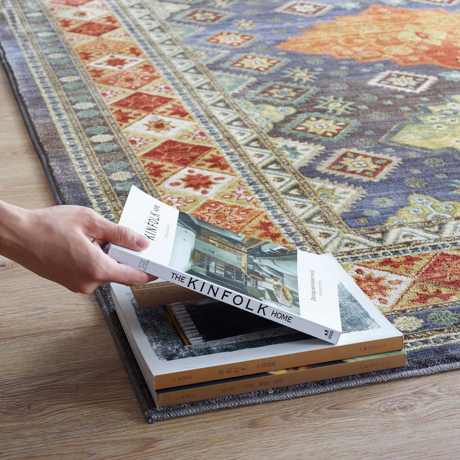 Atzi Distressed Southwestern Diamond Floral 5x8 Area Rug by Modway