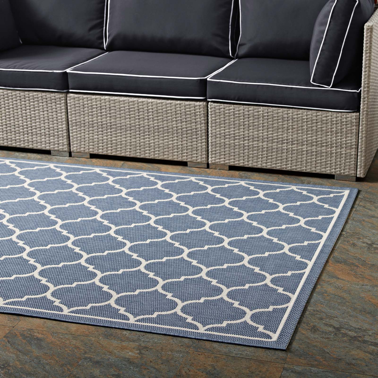 Avena Moroccan Quatrefoil Trellis Indoor and Outdoor 8x10 Area Rug by Modway