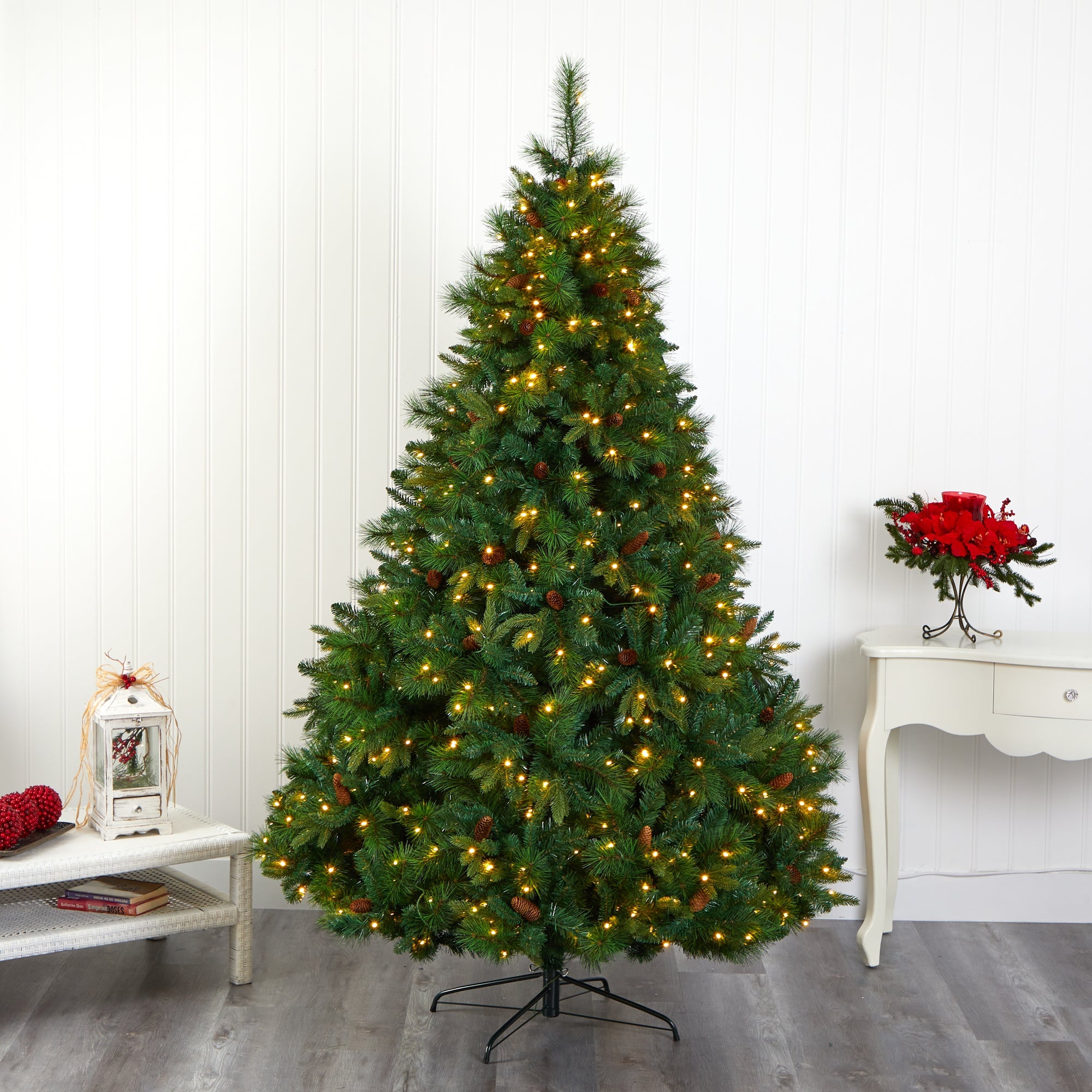 7.5' West Virginia Full Bodied Mixed Pine Artificial Christmas Tree w/ 600 LED