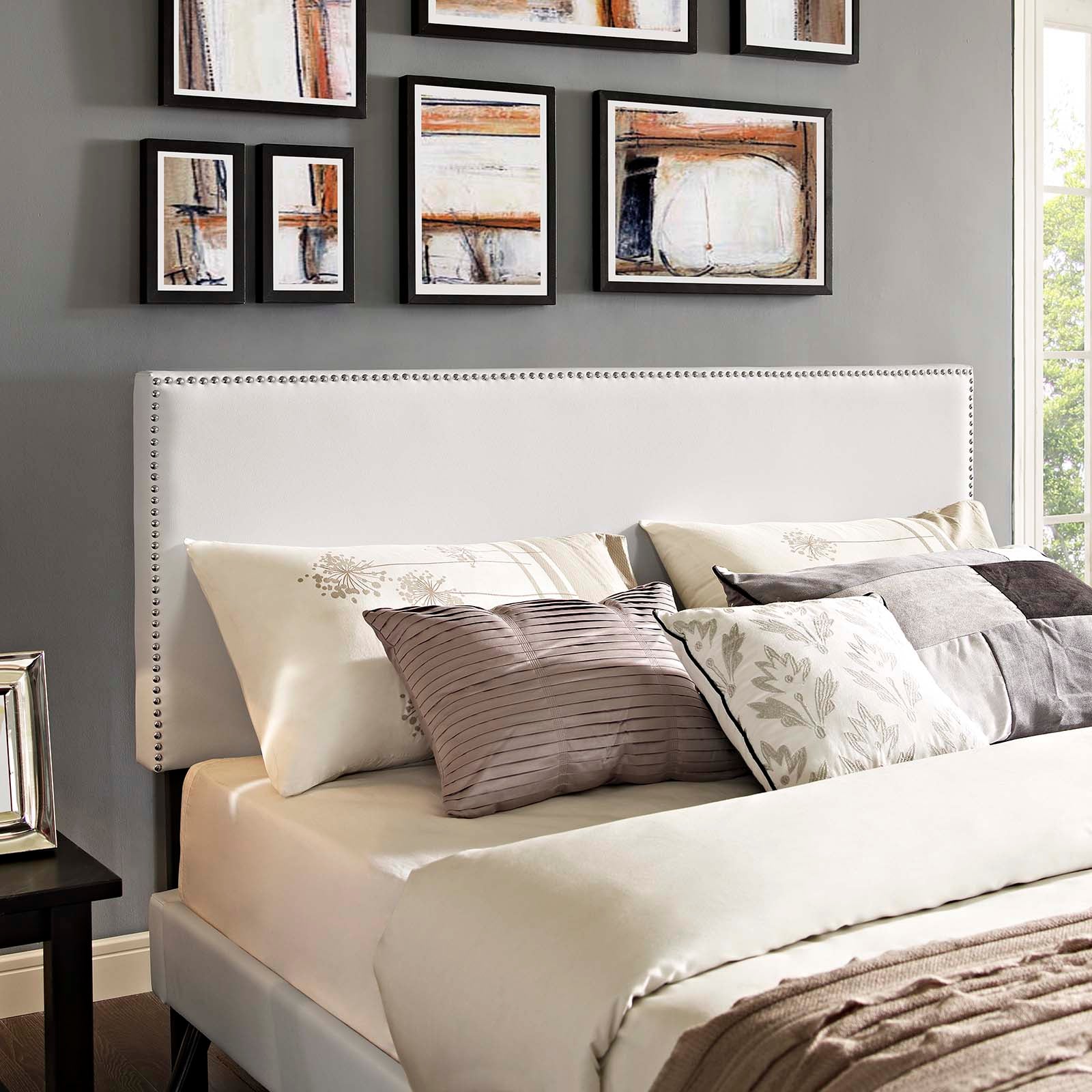 Macie Full Vinyl Platform Bed with Round Splayed L