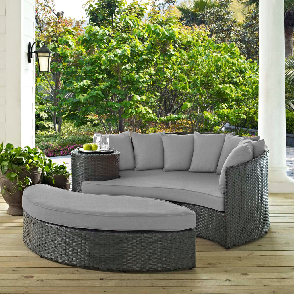 Sojourn Outdoor Patio Sunbrella¨ Daybed by Modway