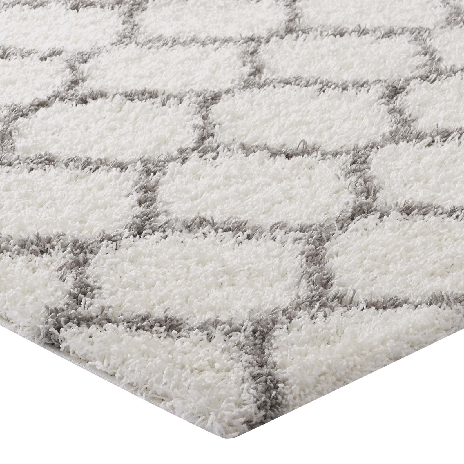 Solvea Moroccan Trellis 5x8 Shag Area Rug by Modway