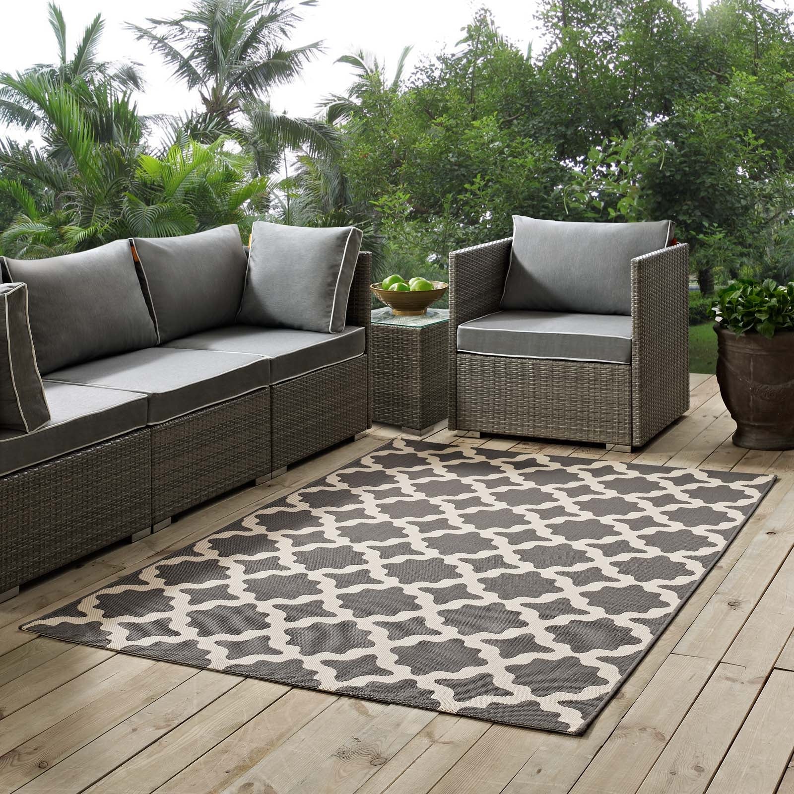 Cerelia Moroccan Trellis Indoor and Outdoor 5x8 Area Rug by Modway