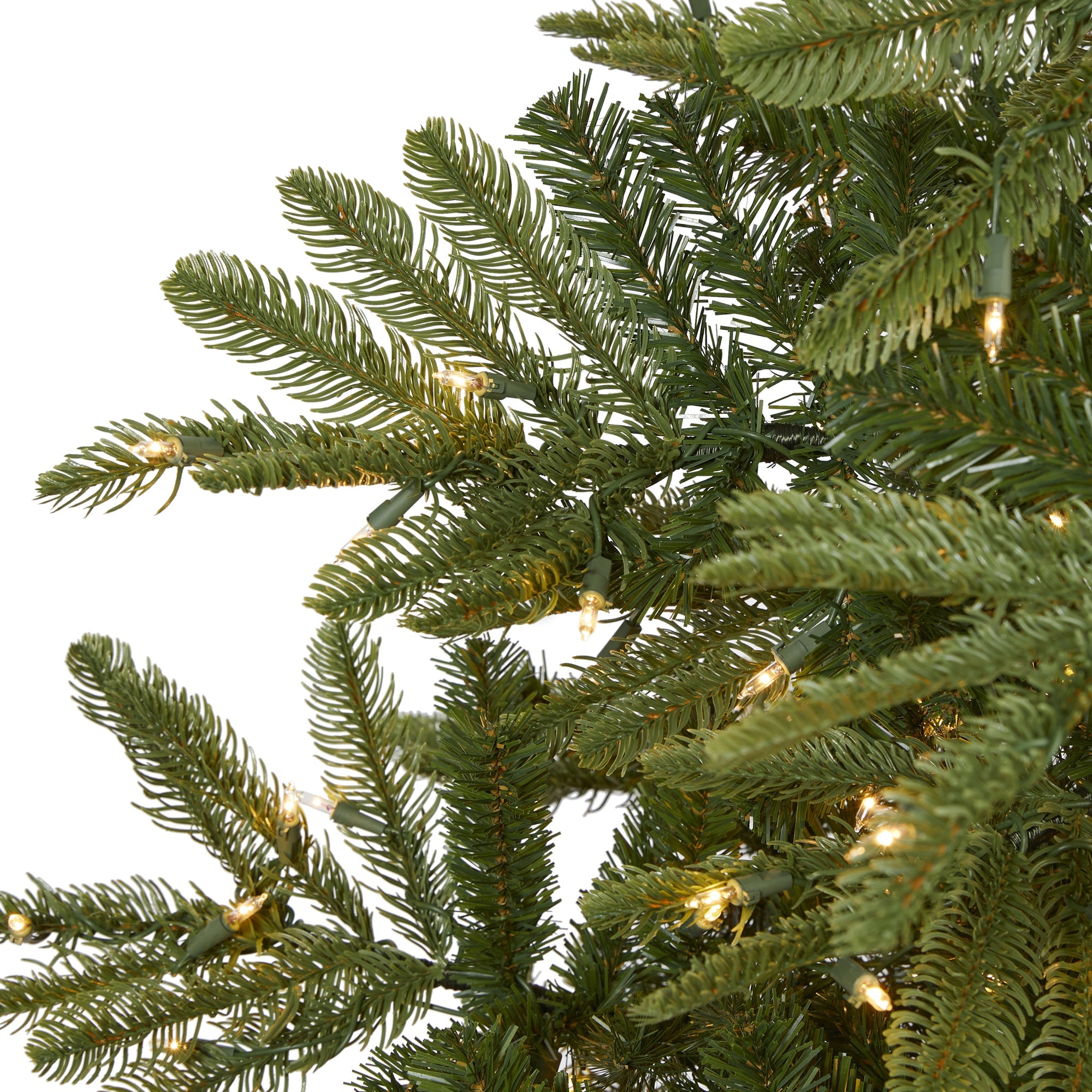 7.5' Layered Washington Spruce Artificial Christmas Tree w 550 Clear LED Lights