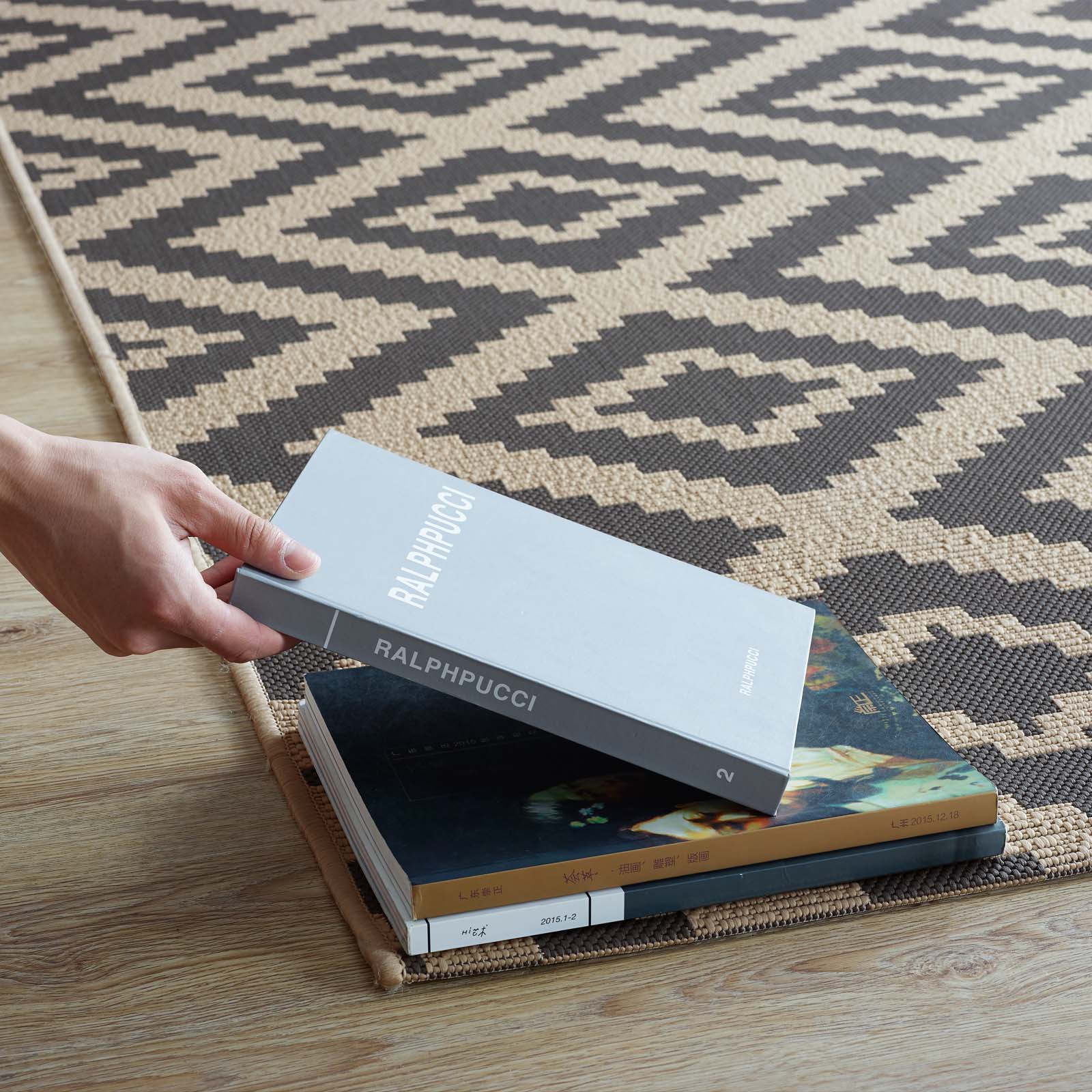 Jagged Geometric Diamond Trellis Indoor and Outdoor 5x8 Area Rug by Modway