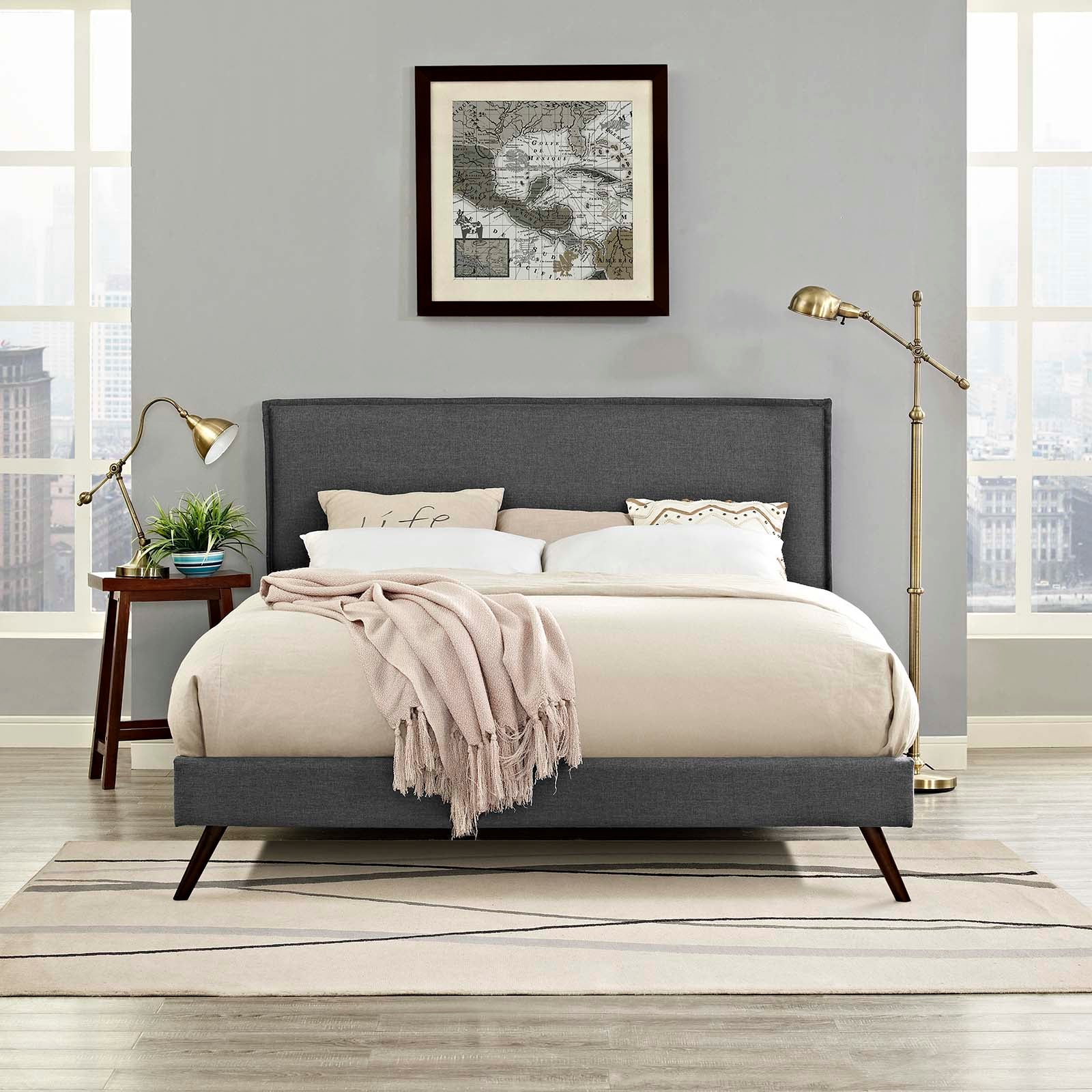 Amaris Queen Platform Bed with Round Splayed Legs