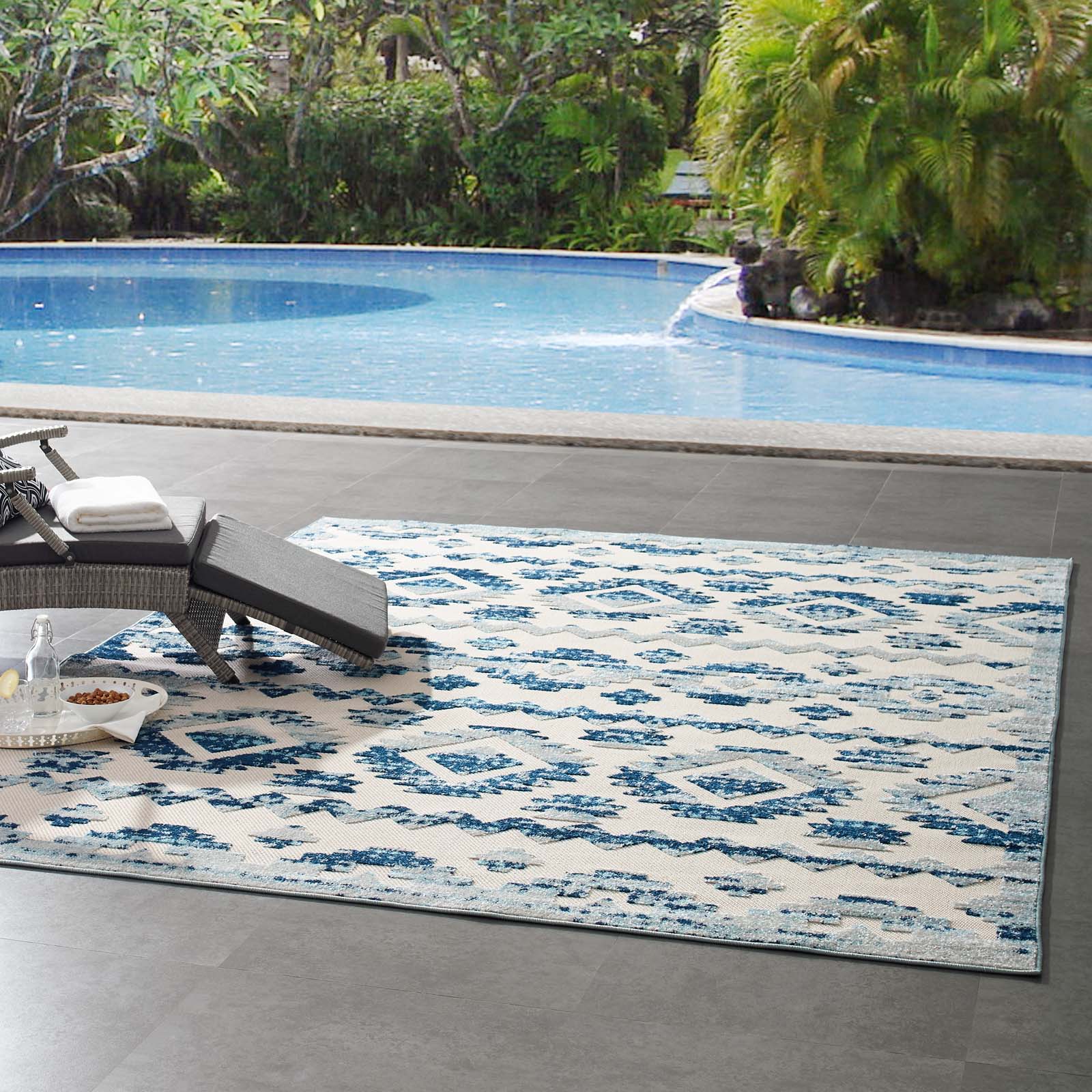 Reflect Takara Abstract Diamond Moroccan Trellis 8x10 Indoor and Outdoor Area Rug by Modway