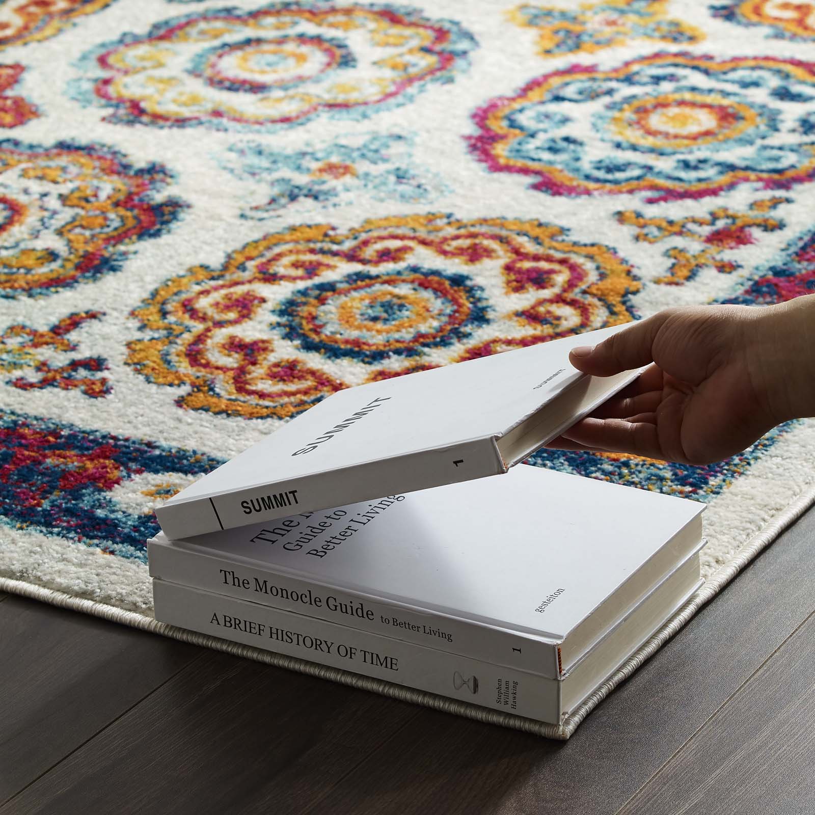 Entourage Odile Distressed Floral Moroccan Trellis 5x8 Area Rug by Modway