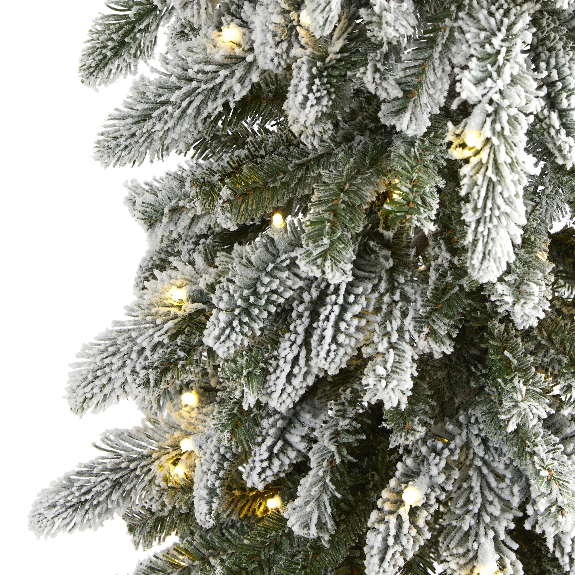 7.5' Flocked Washington Alpine Christmas Artificial Tree w 350 White Warm LED