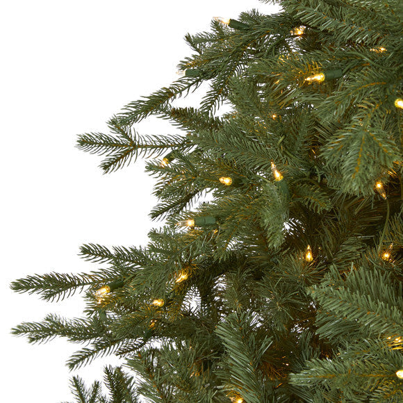 7.5' New Hampshire Spruce Artificial Christmas Tree with 650 Warm White Lights