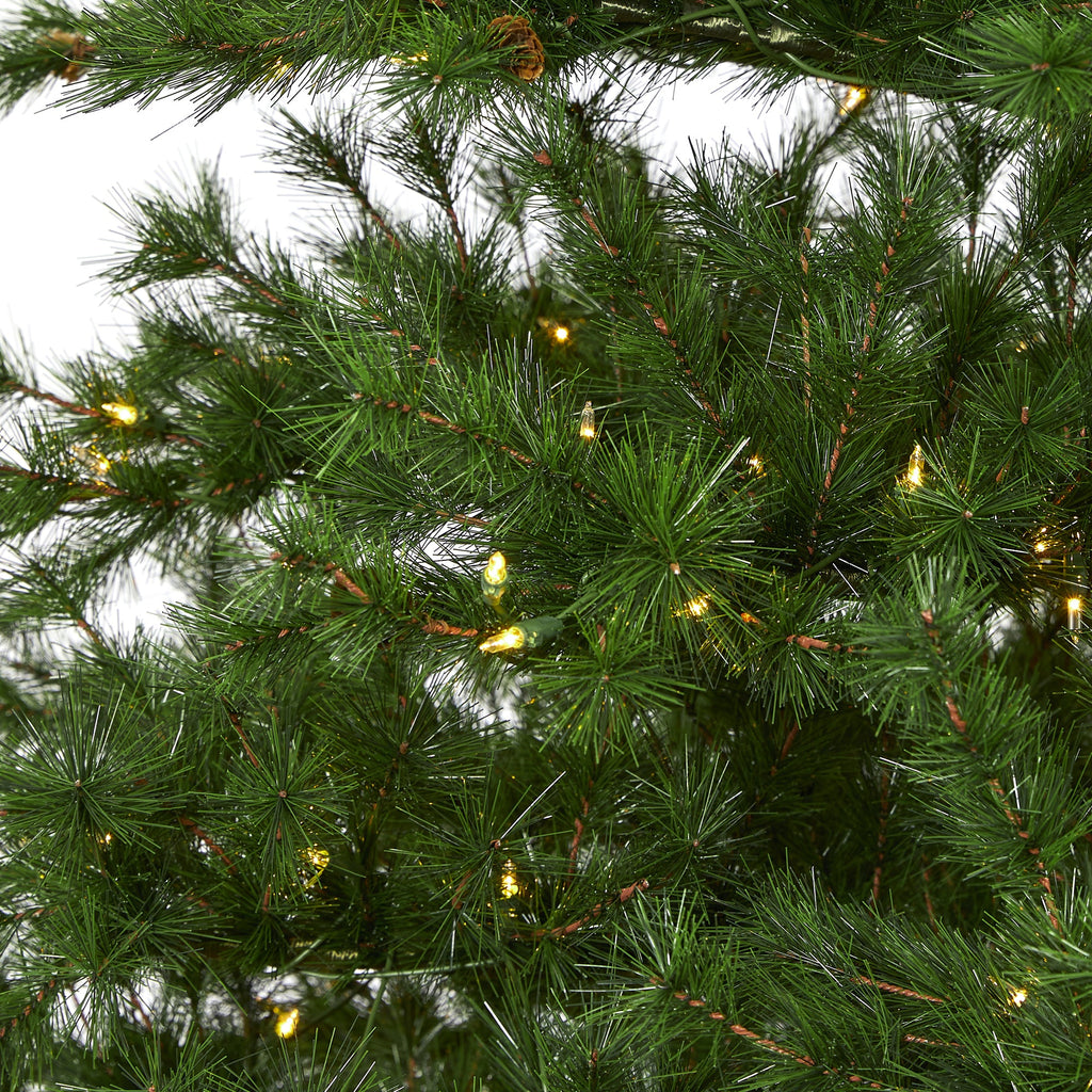 9' Colorado Mountain Pine Artificial Christmas Tree with 650 Clear Lights