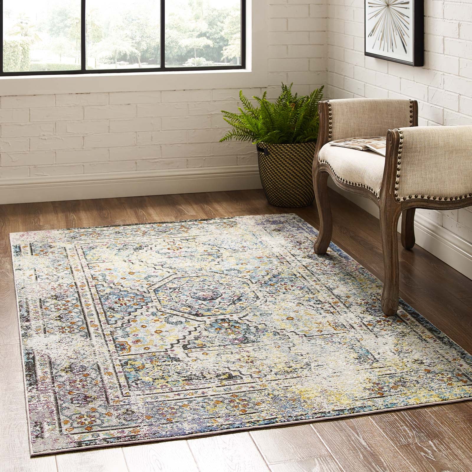 Success Jacinda Distressed Vintage Floral Vintage Medallion 4x6 Area Rug by Modway
