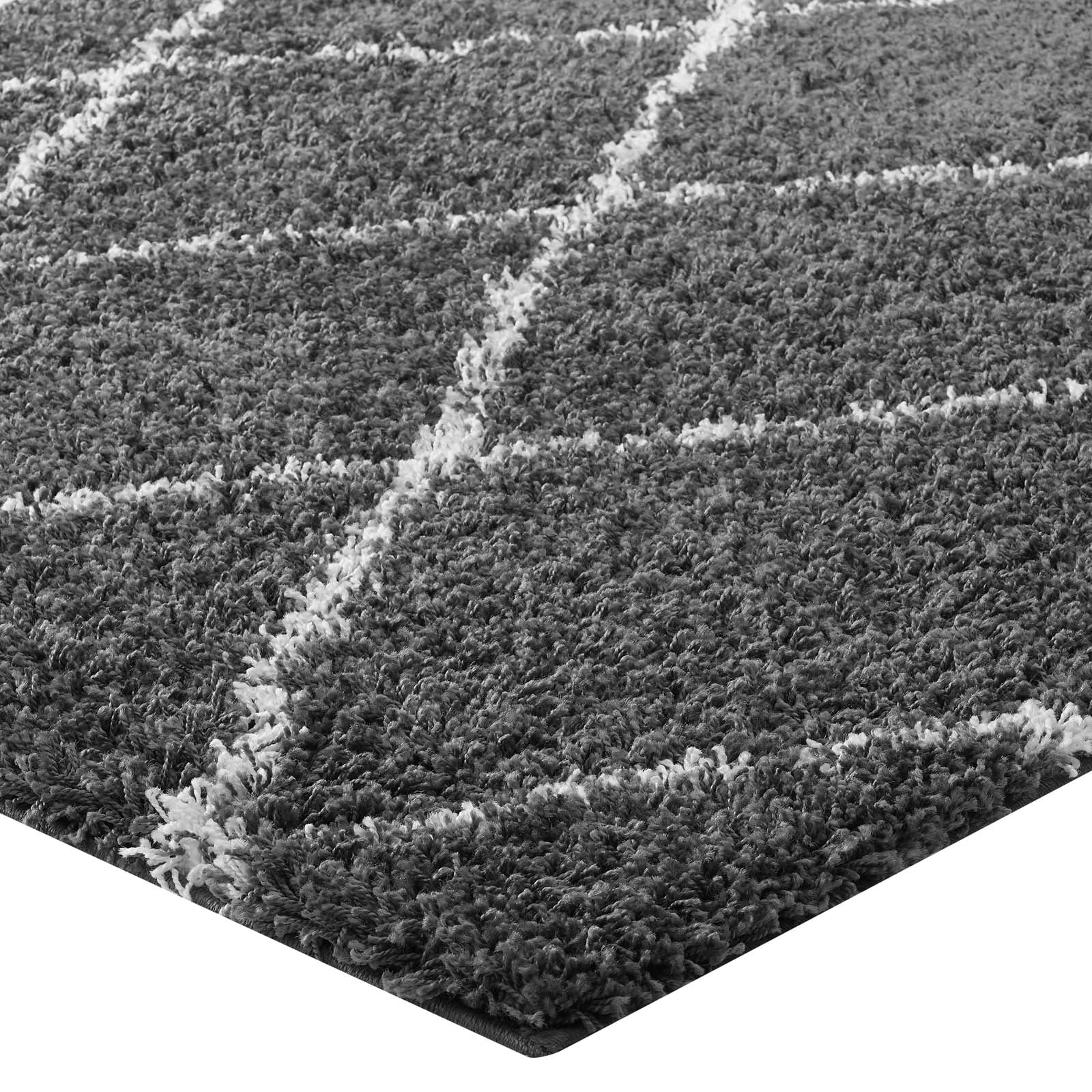 Toryn Diamond Lattice 5x8 Shag Area Rug by Modway