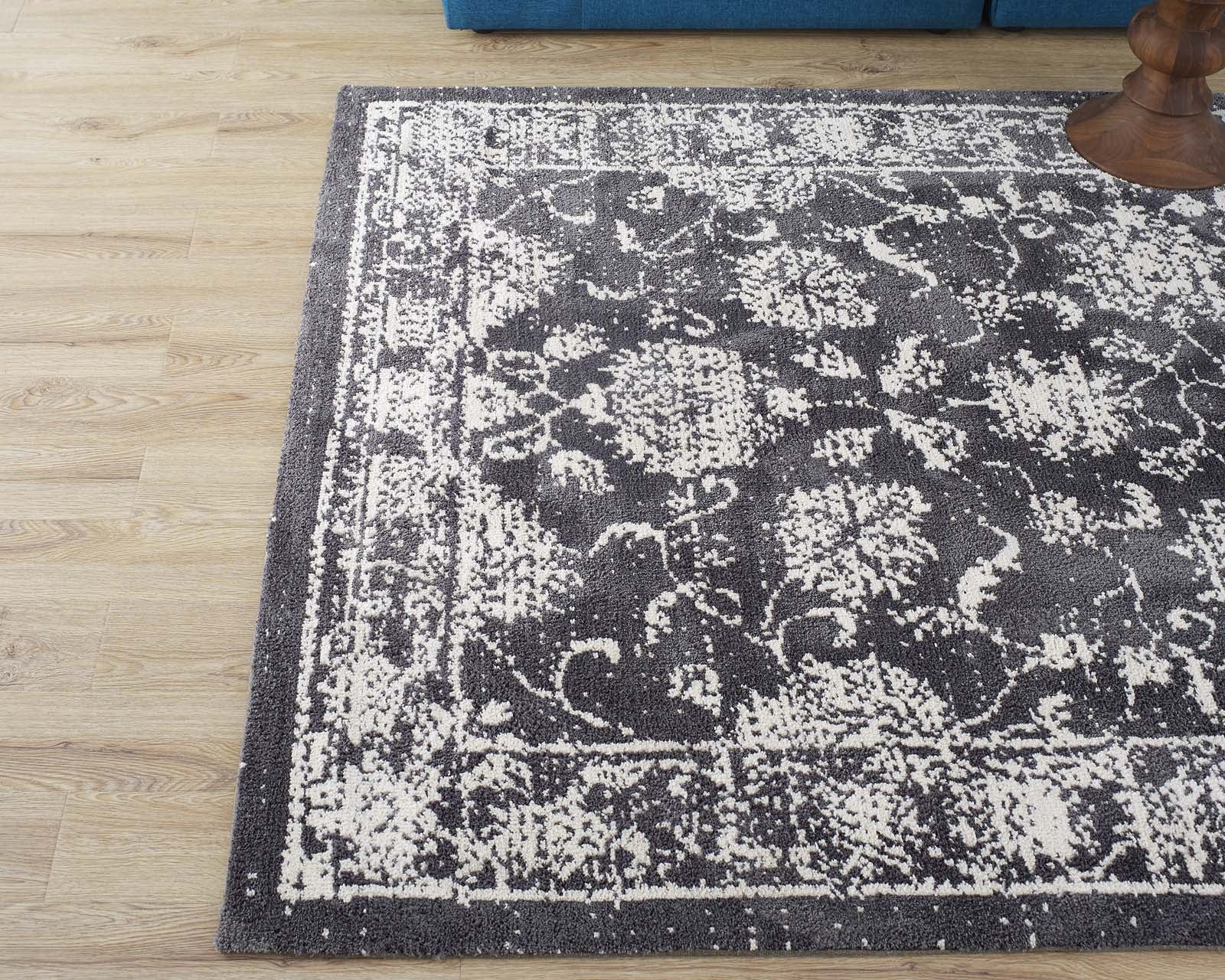 Kazia Distressed Floral Lattice 5x8 Area Rug by Modway