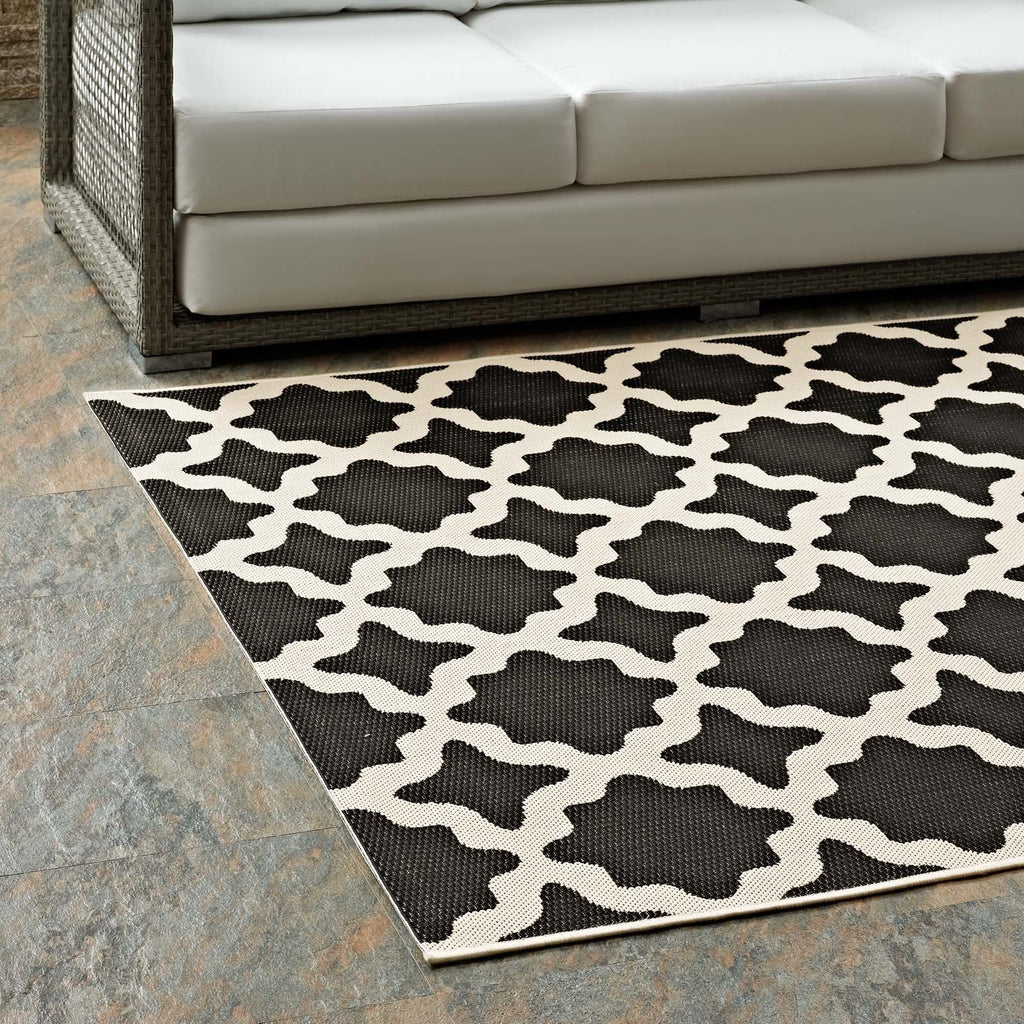 Cerelia Moroccan Trellis Indoor and Outdoor 8x10 Area Rug by Modway