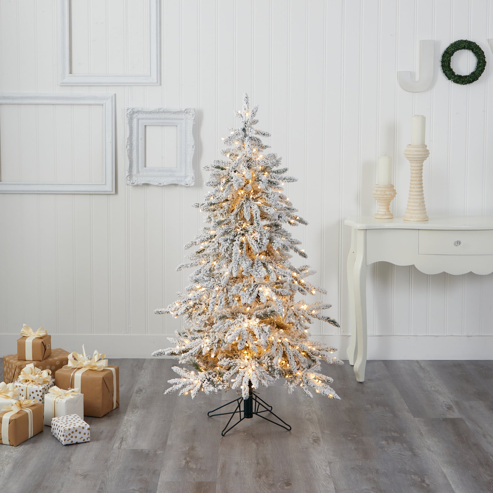 5' Flocked Gr& Northern Rocky Fir Artificial Christmas Tree