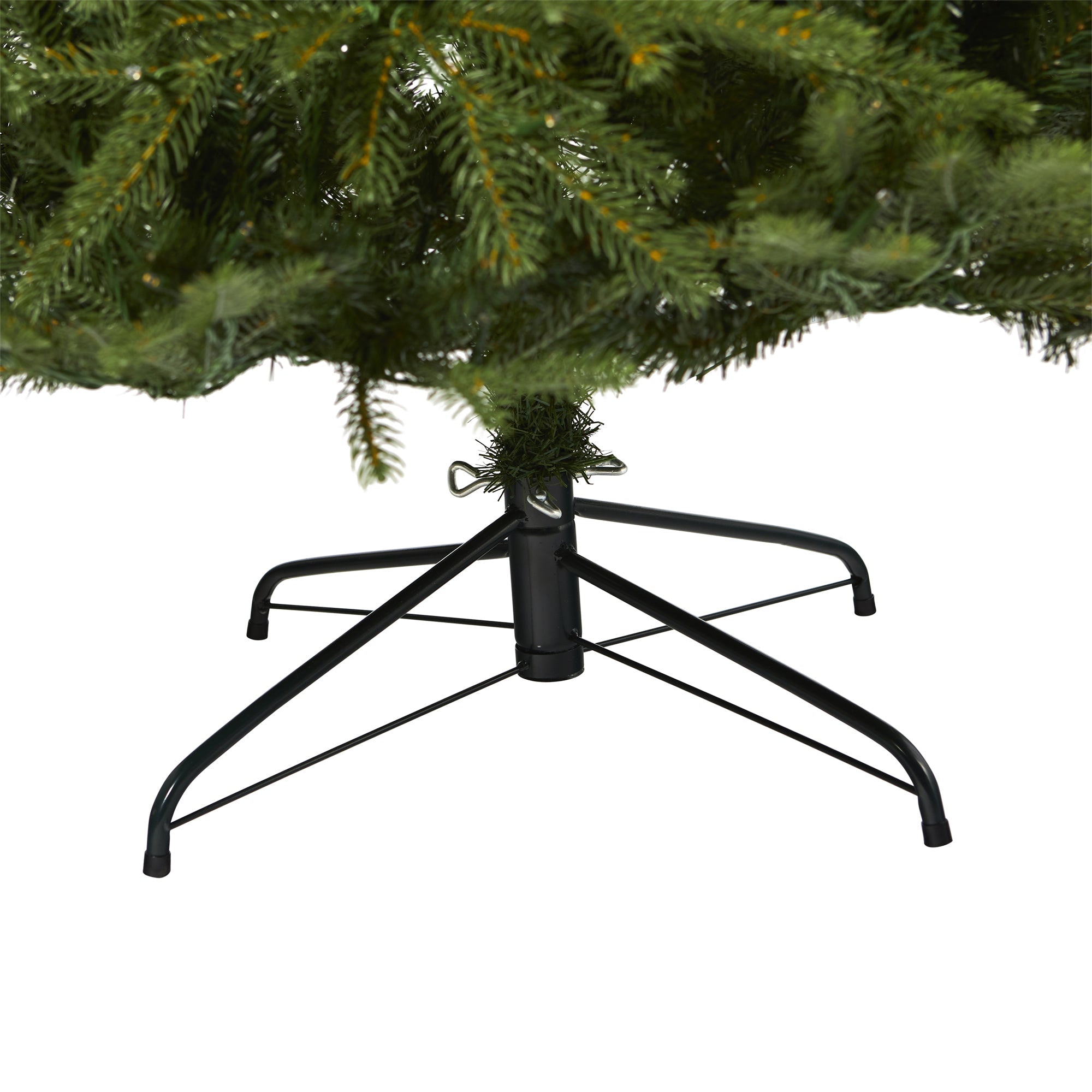 7.5' Vancouver Fir 'Natural Look' Artificial Christmas Tree w/ 600 Clear LED
