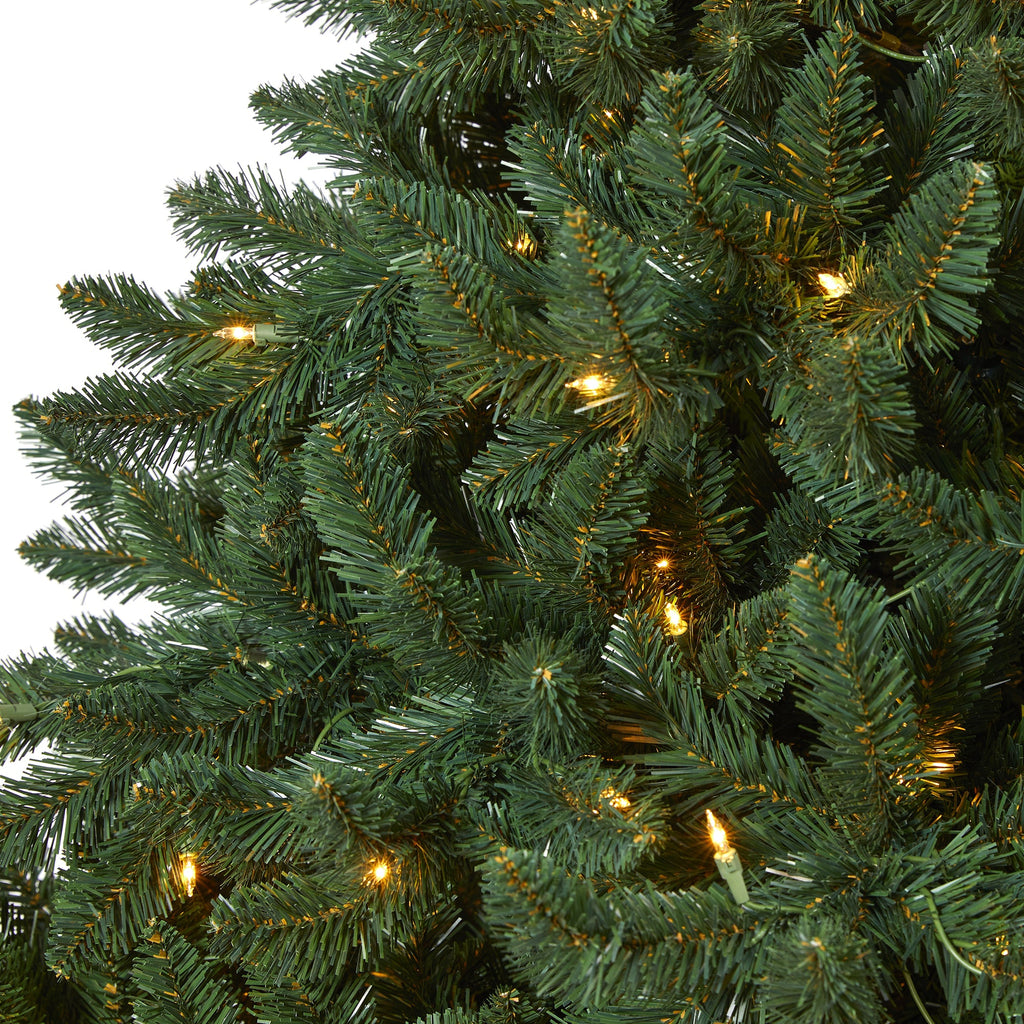 8' Northern Rocky Spruce Artificial Christmas Tree with 500 Clear Lights