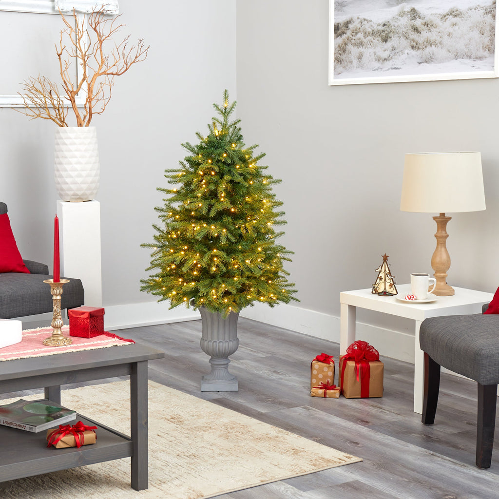 4.5' Vancouver Fir 'Natural Look' Artificial Christmas Tree w/ 250 Clear LED