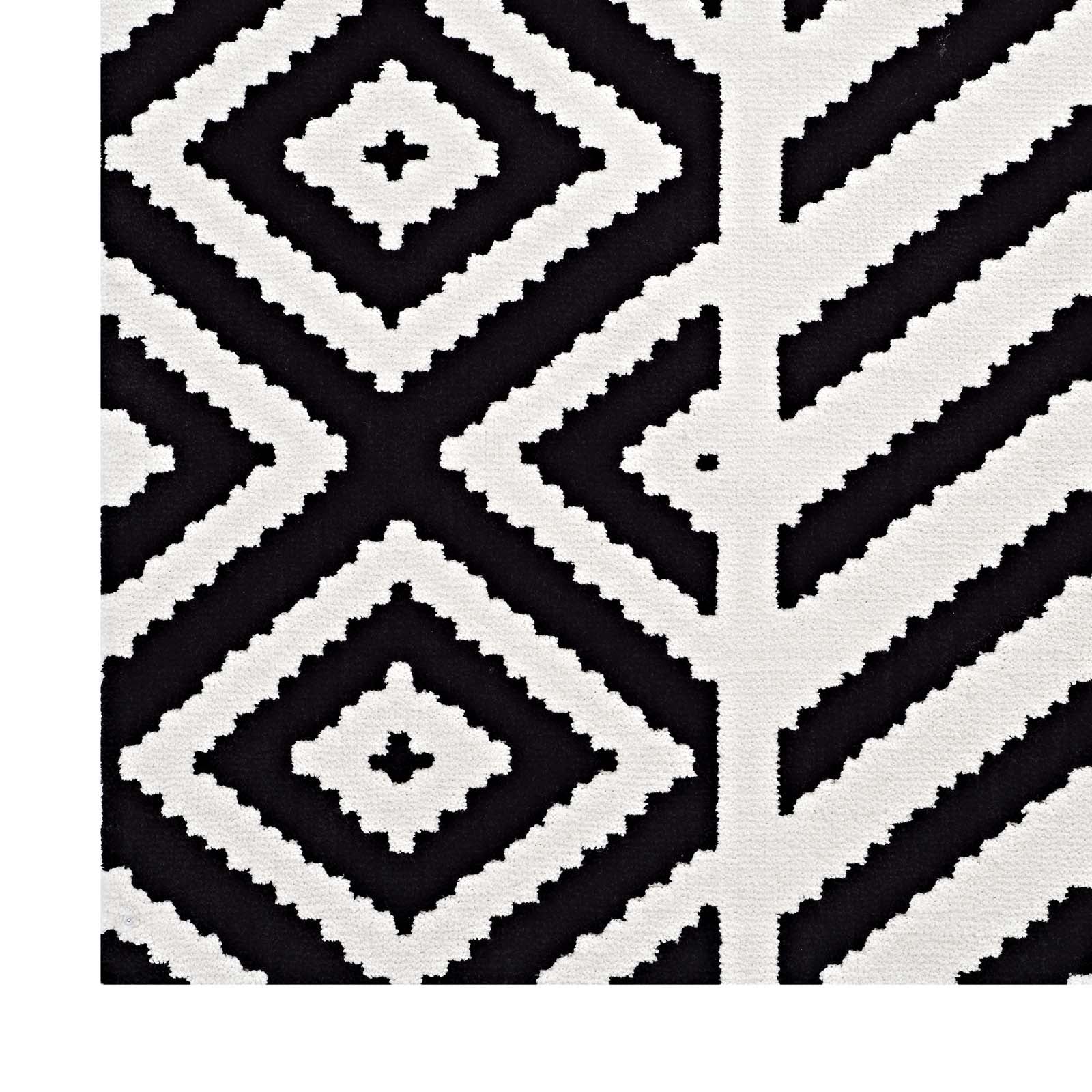 Ailani Geometric Chevron / Diamond 8x10 Area Rug by Modway