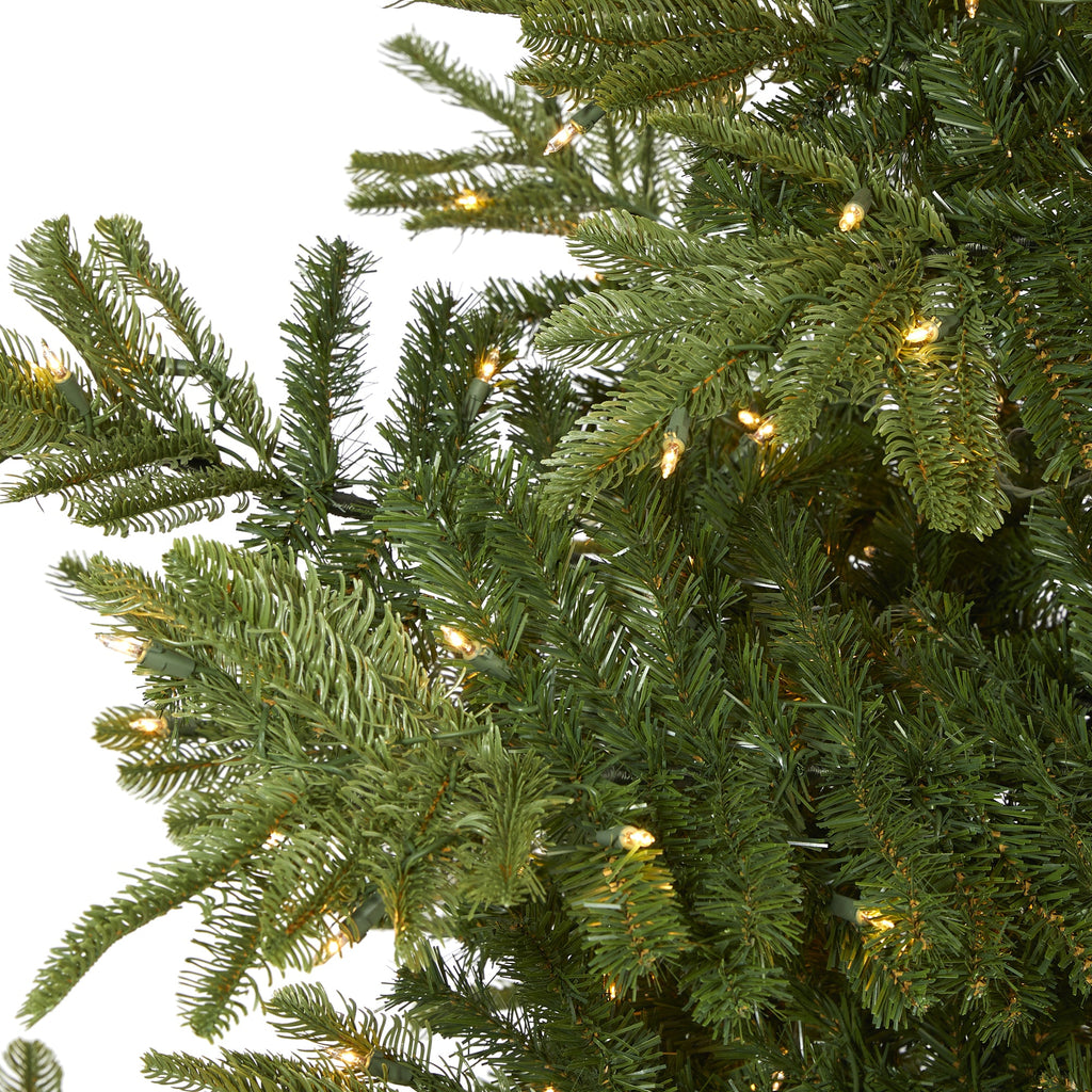 9' Layered Washington Spruce Artificial Christmas Tree w 750 Clear LED Lights