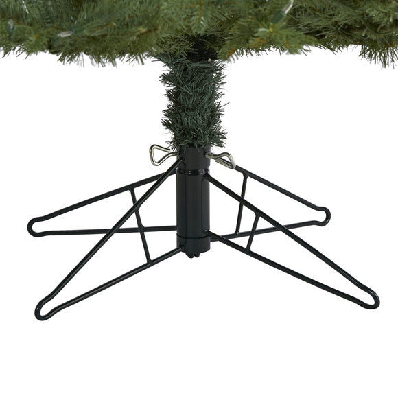 7.5' New Hampshire Spruce Artificial Christmas Tree with 650 Warm White Lights