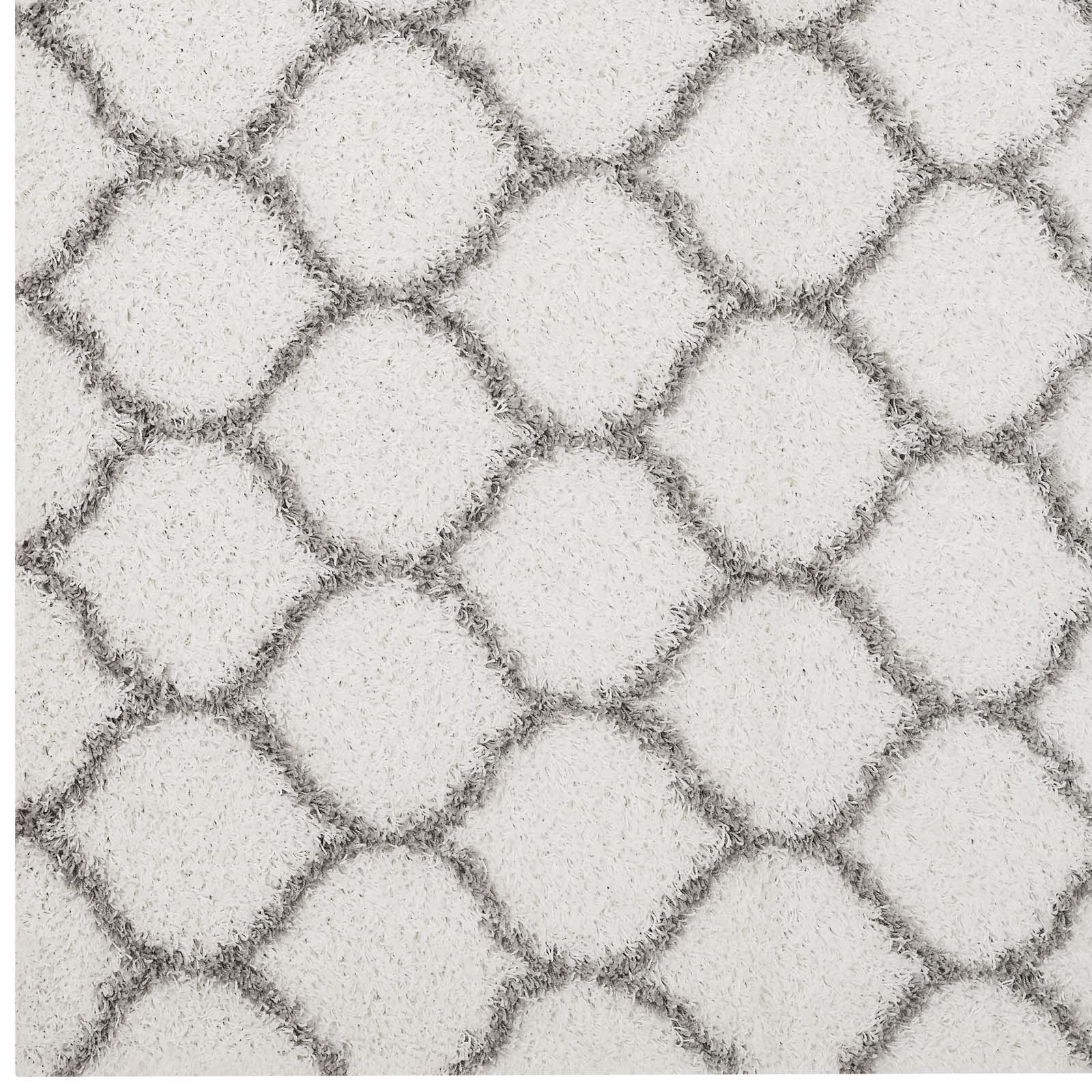 Solvea Moroccan Trellis 5x8 Shag Area Rug by Modway