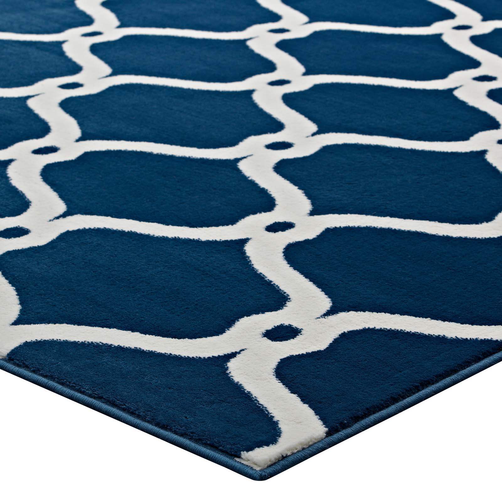 Beltara Chain Link Transitional Trellis 8x10 Area Rug by Modway