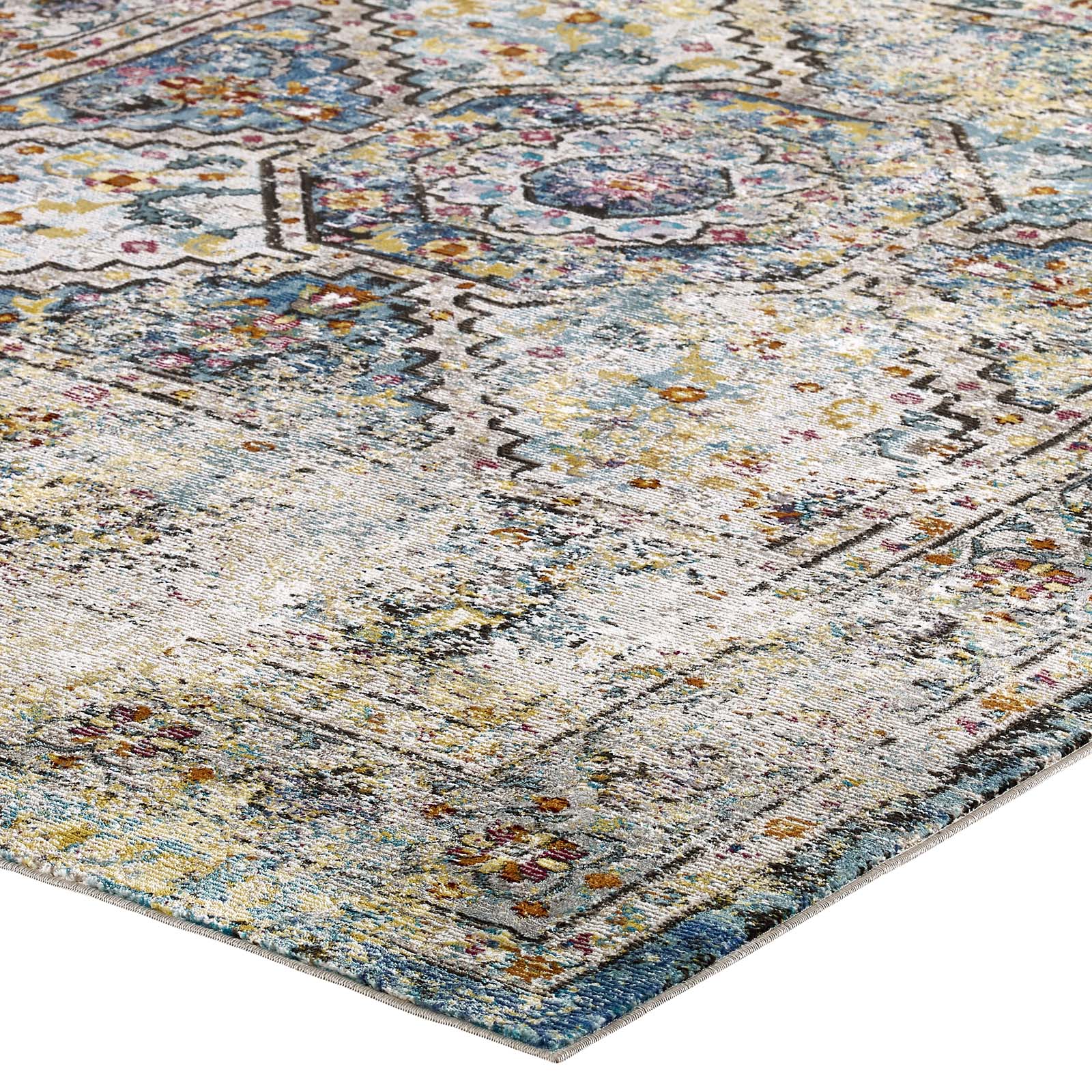 Success Jacinda Distressed Vintage Floral Vintage Medallion 4x6 Area Rug by Modway