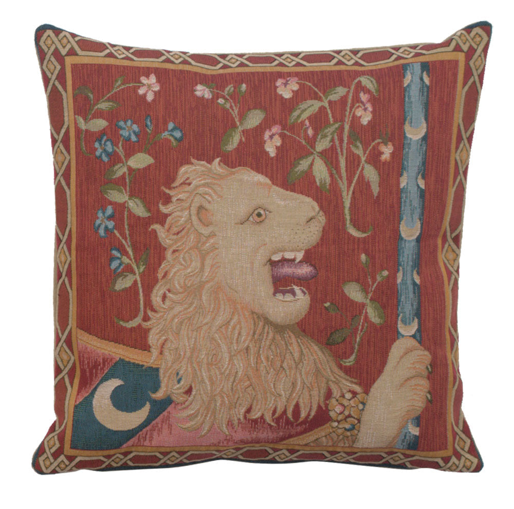 Le Lion Medieval  French Cushion