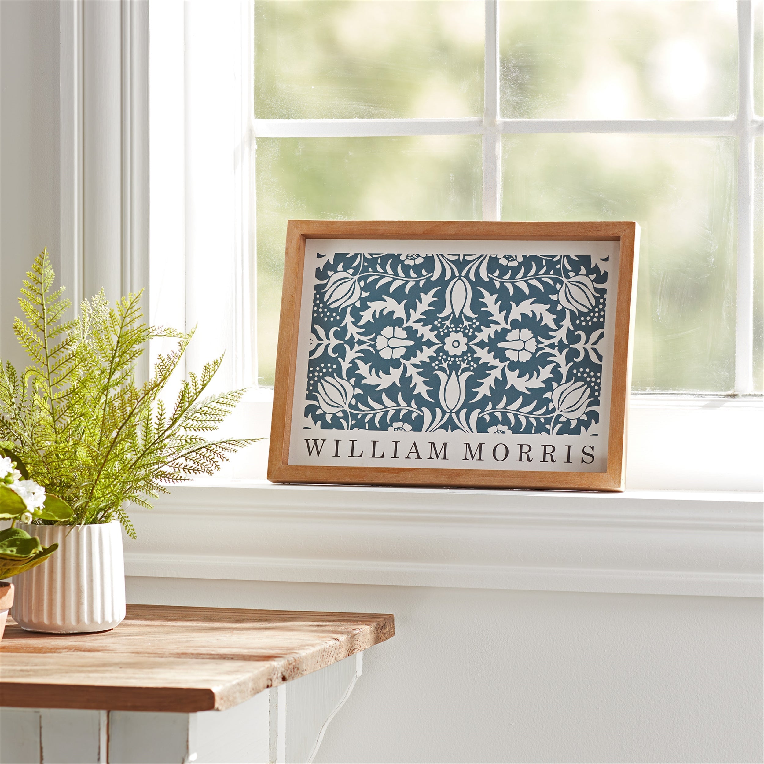William Morris Floral Pattern Framed Wall Print 13.75"L