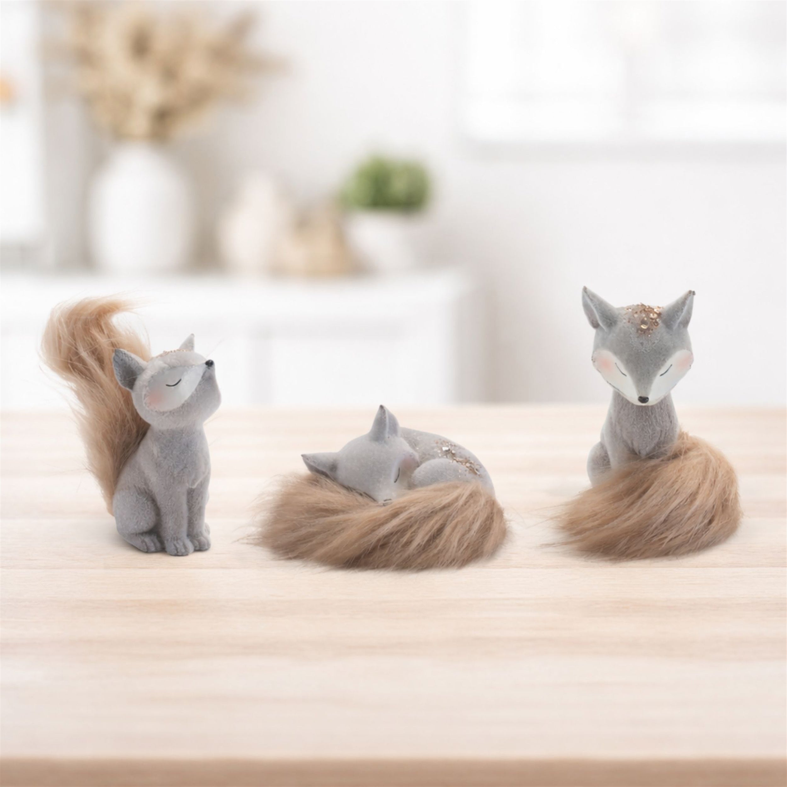 Woodland Fox Figurines with Faux Fur Tails (Set of 6)