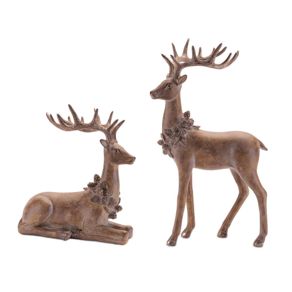 Deer with Pinecone Wreath Statue (Set of 4)