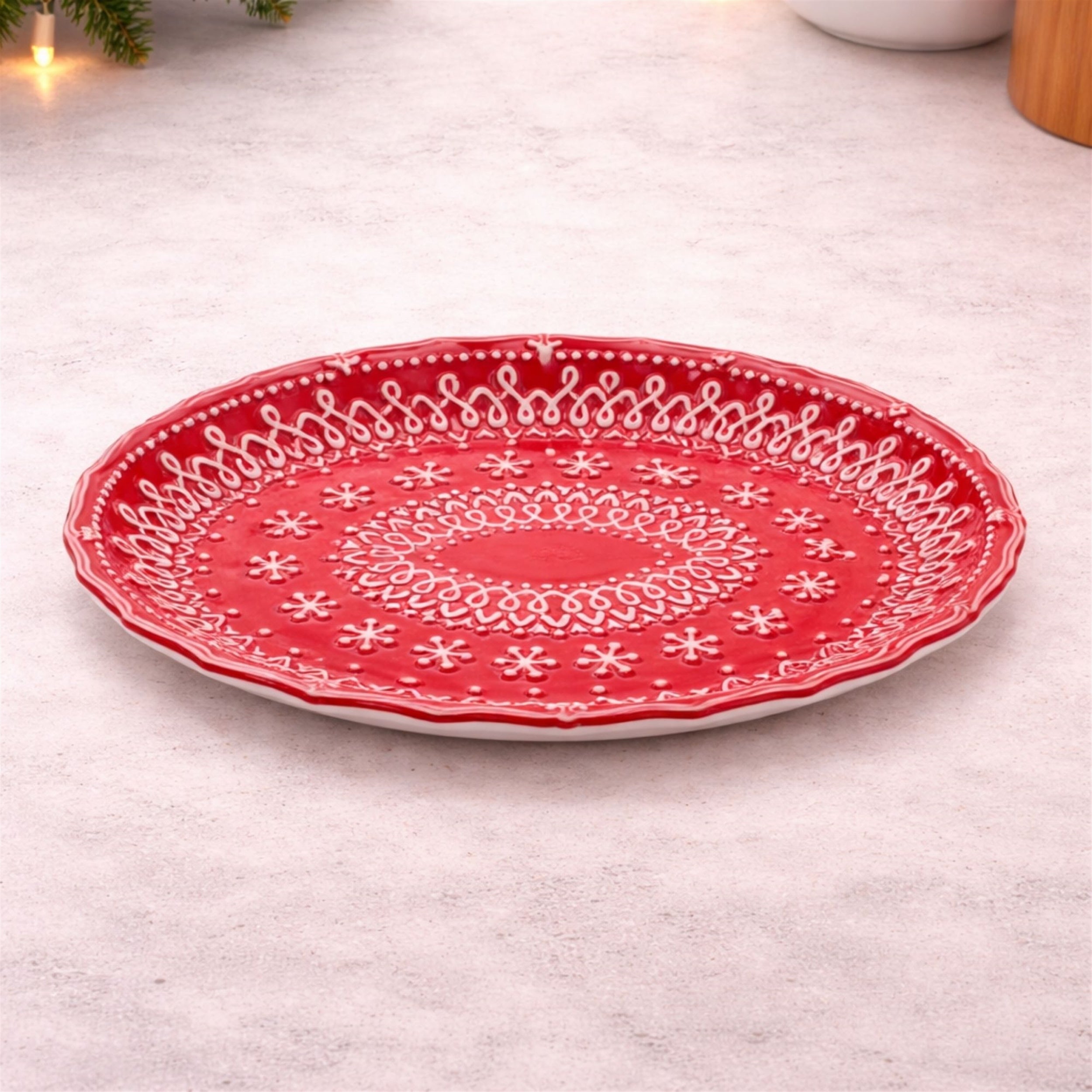 Embossed Ceramic Snowflake Platter (Set of 2)