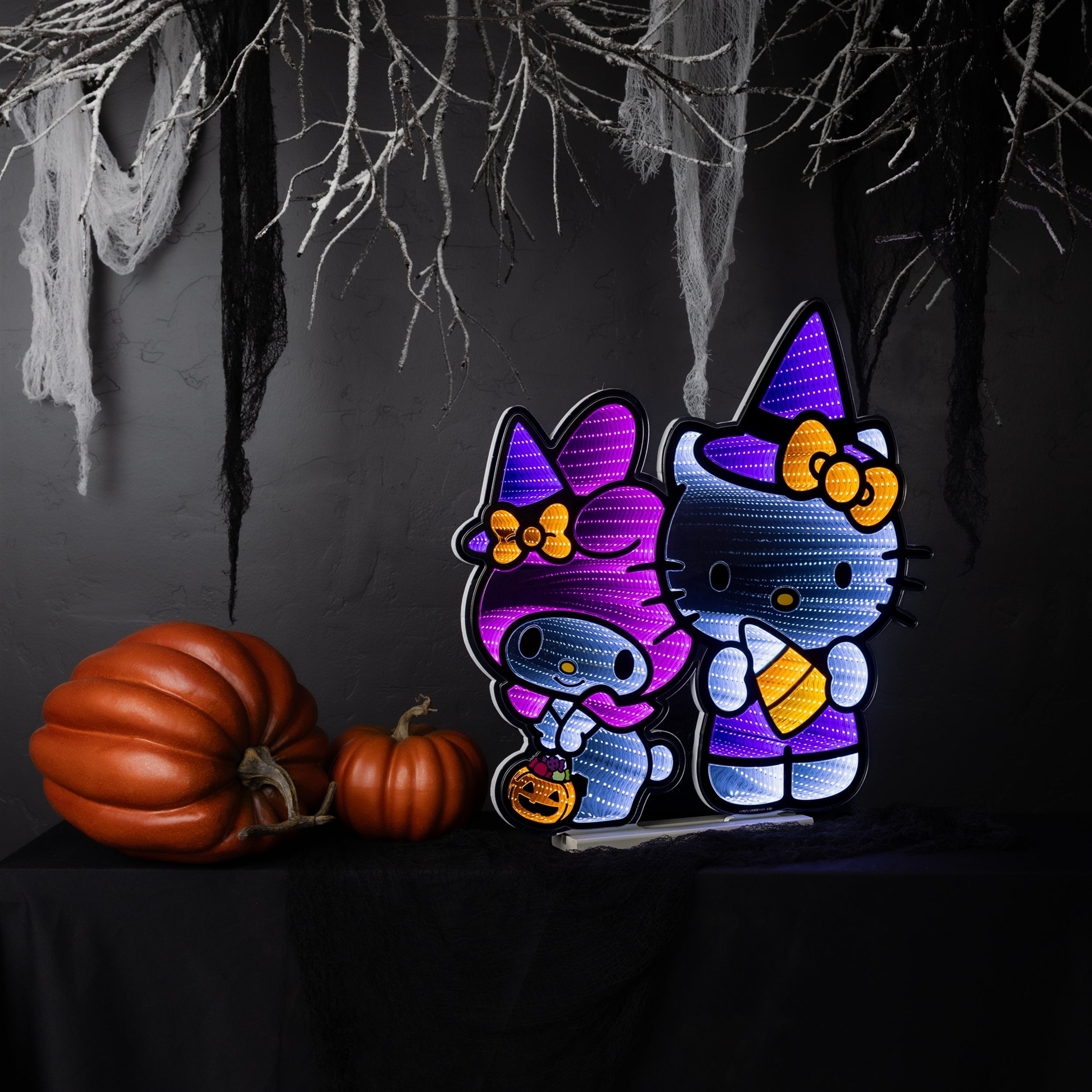 Hello Kitty¨_  and Friends Halloween Ekkolight  24ÓH