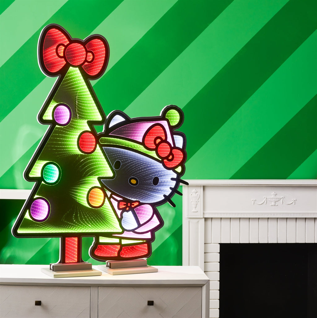 Hello Kitty w/Christmas Tree Ekkolight