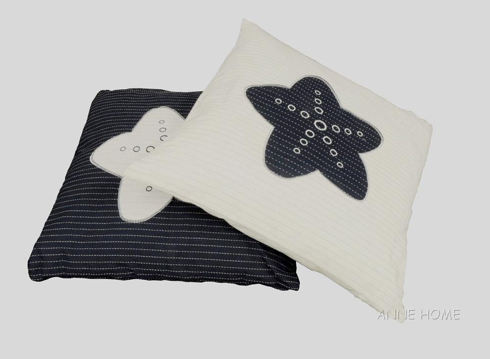 Anne Home - White Pillow Blue Star