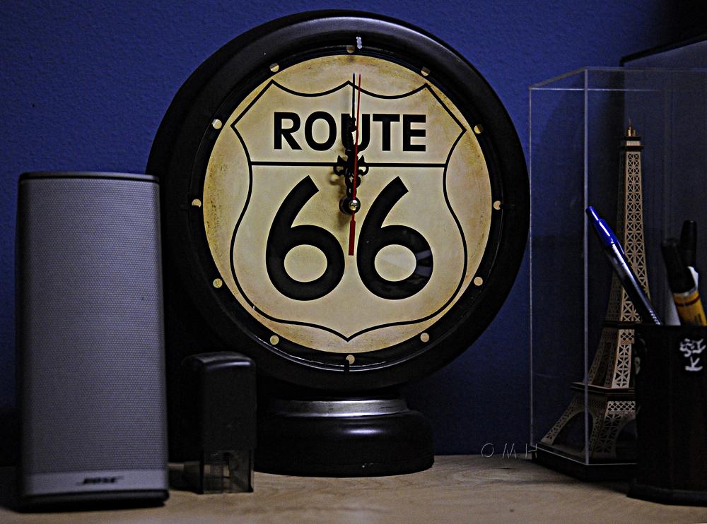 Black Gasoline 66 Gas Pump Clock