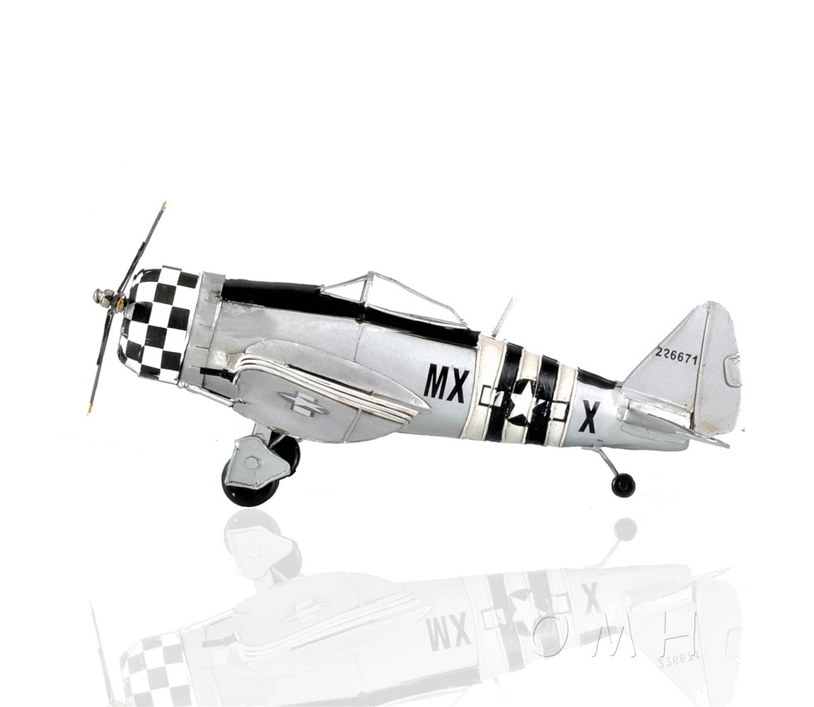 1943 Republic P-47 Bomber-Fighter