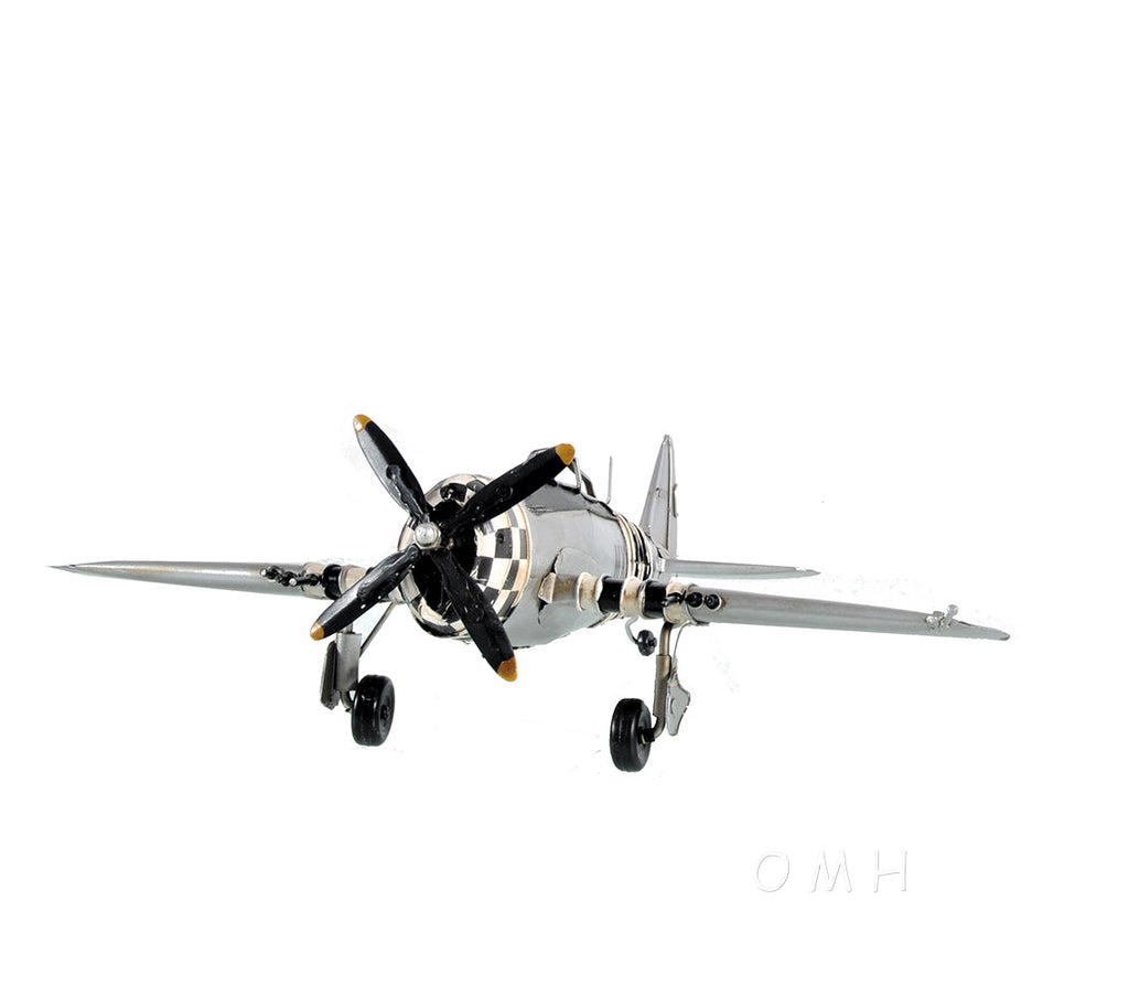 1943 Republic P-47 Bomber-Fighter
